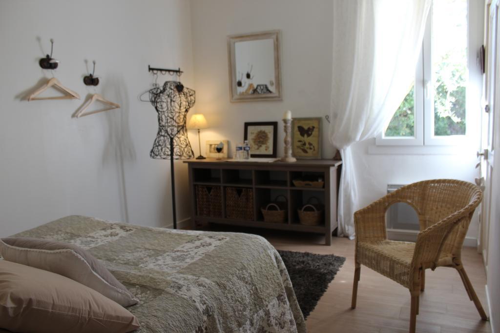 Bastide Valentine Bed & Breakfast Avignon Room photo